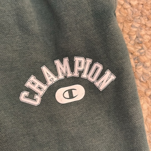 NWOT Champion Green Sweatpants with Elastic Waistband - Picture 4 of 11